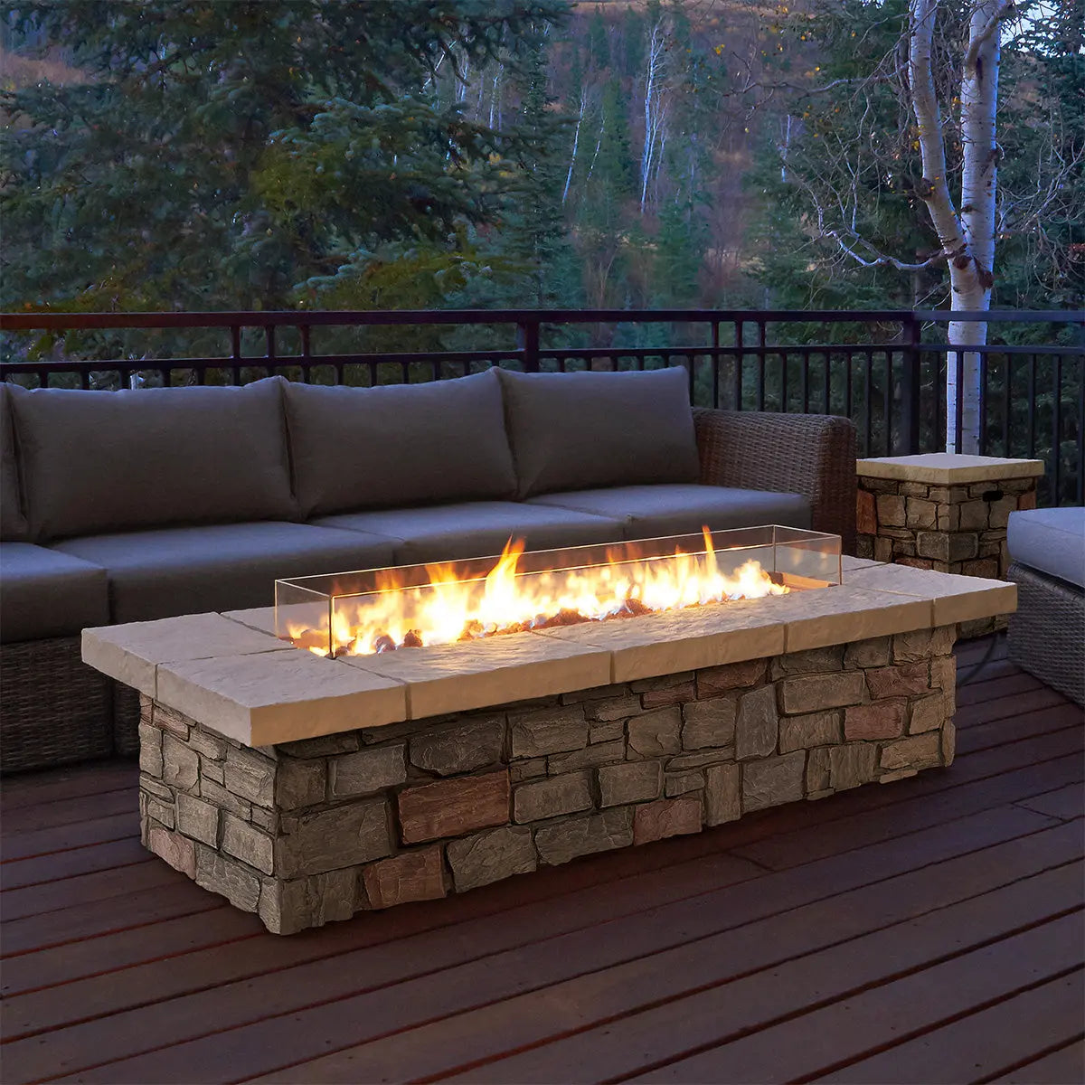 Exploring-the-Best-Type-of-Fire-Pit-for-Your-Backyard Dreamwood Living