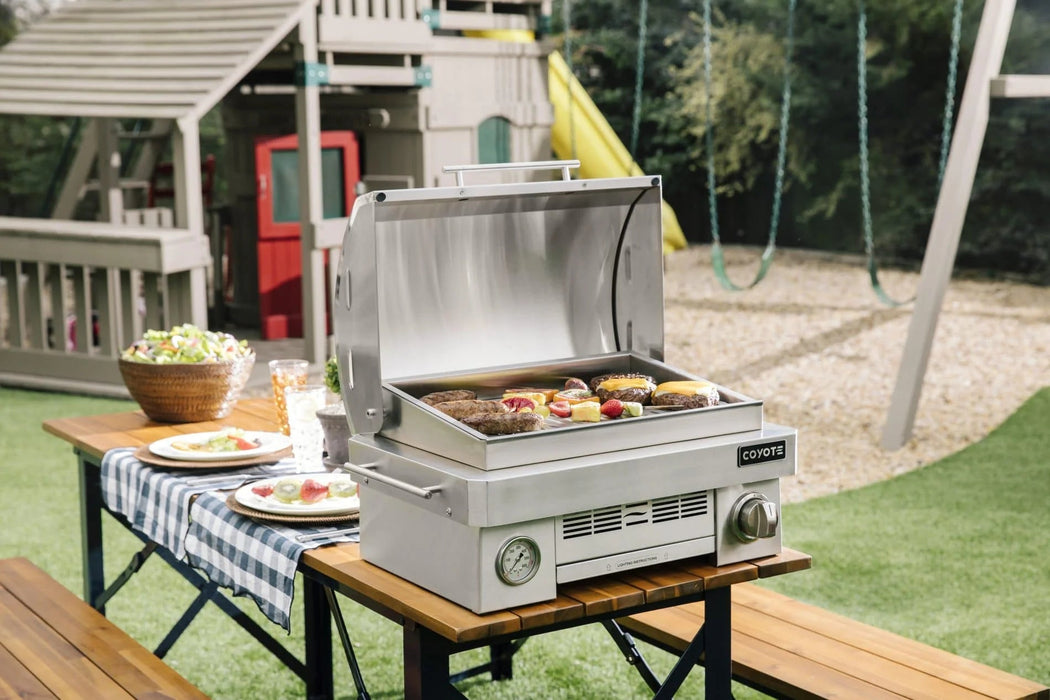 Coyote Grill Portable 25" Grill - C1PORTLP - LP Gas Only Coyote Outdoor Living Dreamwood Living