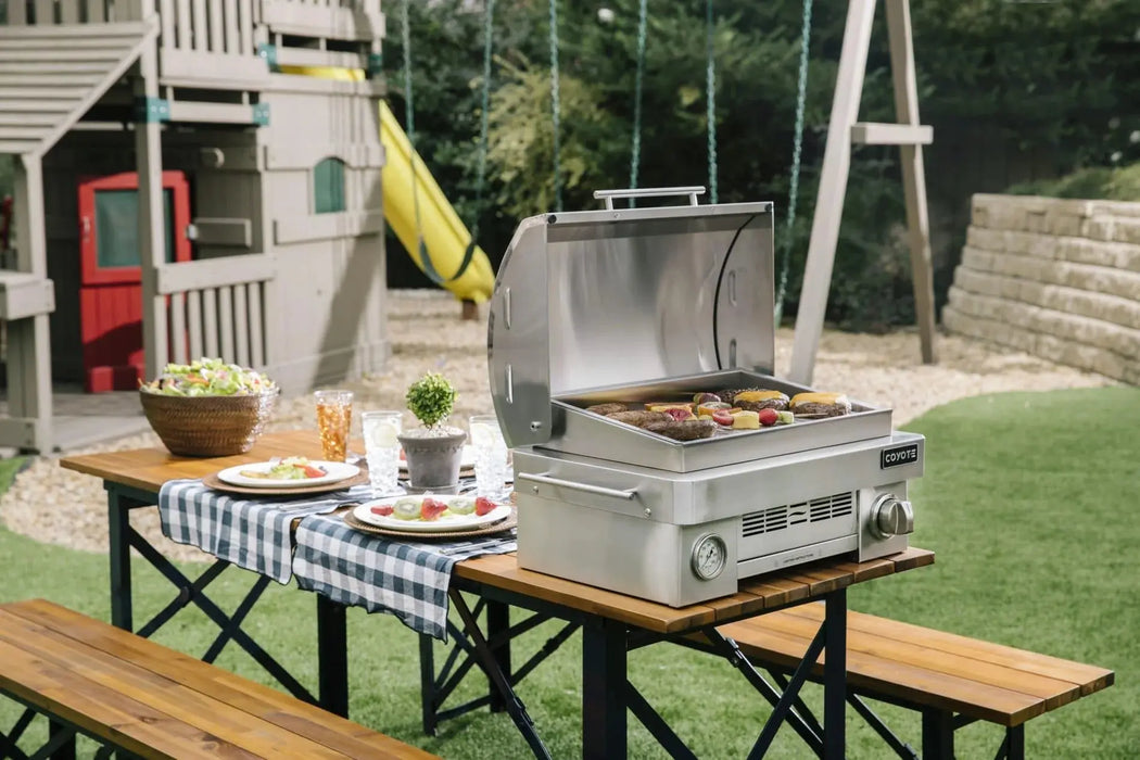 Coyote Grill Portable 25" Grill - C1PORTLP - LP Gas Only Coyote Outdoor Living Dreamwood Living