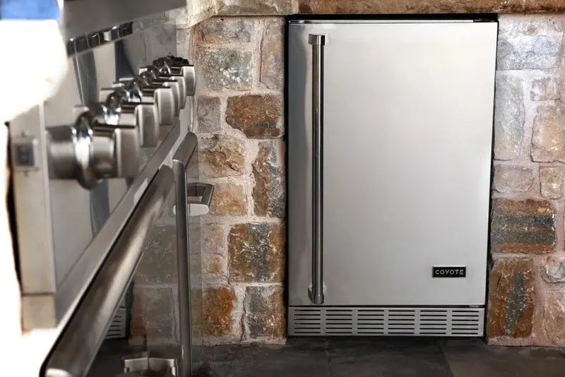 Coyote Outdoor 24" Built-In Refrigerator w/ Hinge - C124R-S Coyote Outdoor Living Dreamwood Living