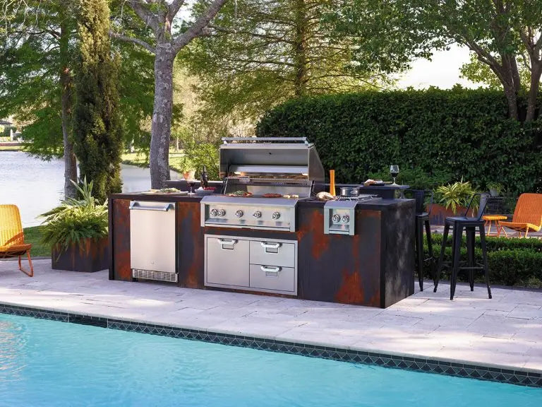 Hestan 24″ Outdoor Refrigerator, Solid Reversible Door, with Lock - ERS24 Hestan Dreamwood Living