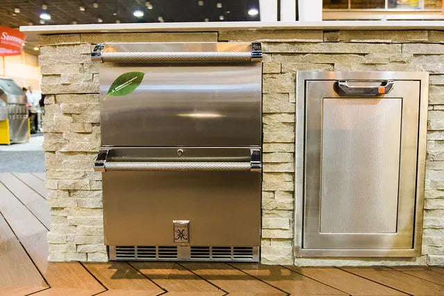 Hestan 24" Refrigerator Drawer (Upper) and Freezer Drawer (Bottom) with Lock - GRFR24 Hestan Dreamwood Living