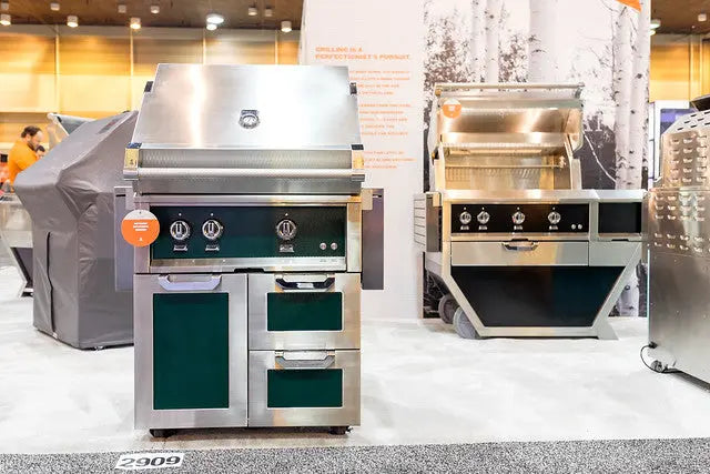 Hestan 30″ Outdoor Built-In Grill (GABR30 / GMBR30) Hestan Dreamwood Living