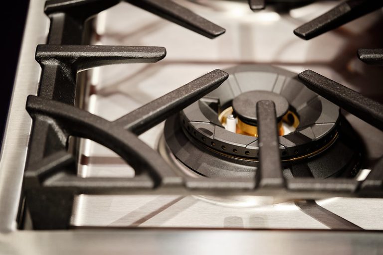 Hestan 30″ Range, 4 Burner, Gas - KRG304-NG-1 Hestan Dreamwood Living