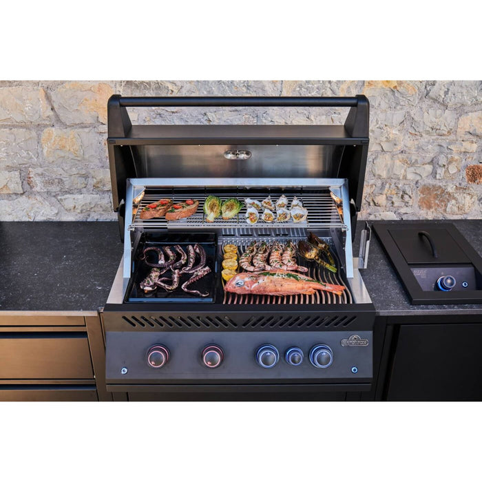 Napoleon OASIS® 301 Outdoor Kitchen, Built-in 700 Series 32 with Soft Close Doors