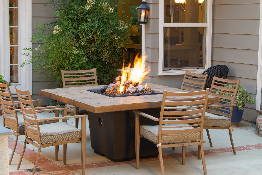 American Fyre Designs Cosmopolitan Square Dining Reclaimed Wood Firetable