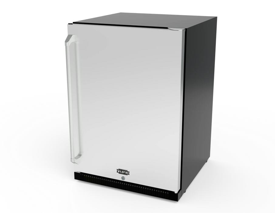 Wildfire 24" outdoor refrigerator WFR24 in stainless steel with a brushed stainless Designer Finish handle (RH-BS), angled view