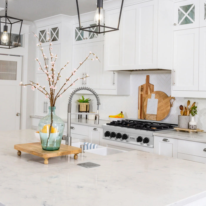 ZLINE 30" Autograph Edition Rangetop in Stainless Steel with Matte Black Accents, RTZ-30-MB ZLINE Dreamwood Living