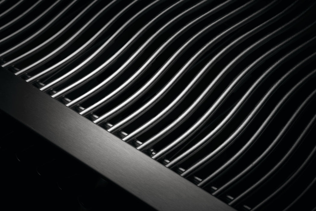 Grills 500 Series 32 Built-in Gas Grill – close-up of cooking grids