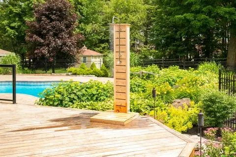 Dundalk White Cedar Outdoor Sierra Pillar Shower CTC105 Dundalk